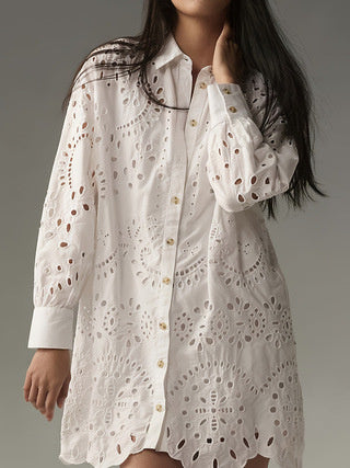 Women’s white solid color hollow buckle lapel shirt, loose fit daily top.