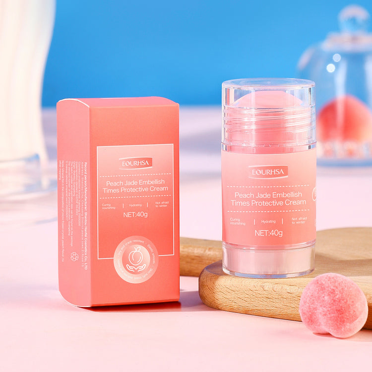 Moisturizing solid balm stick for deep hydration of hands and feet