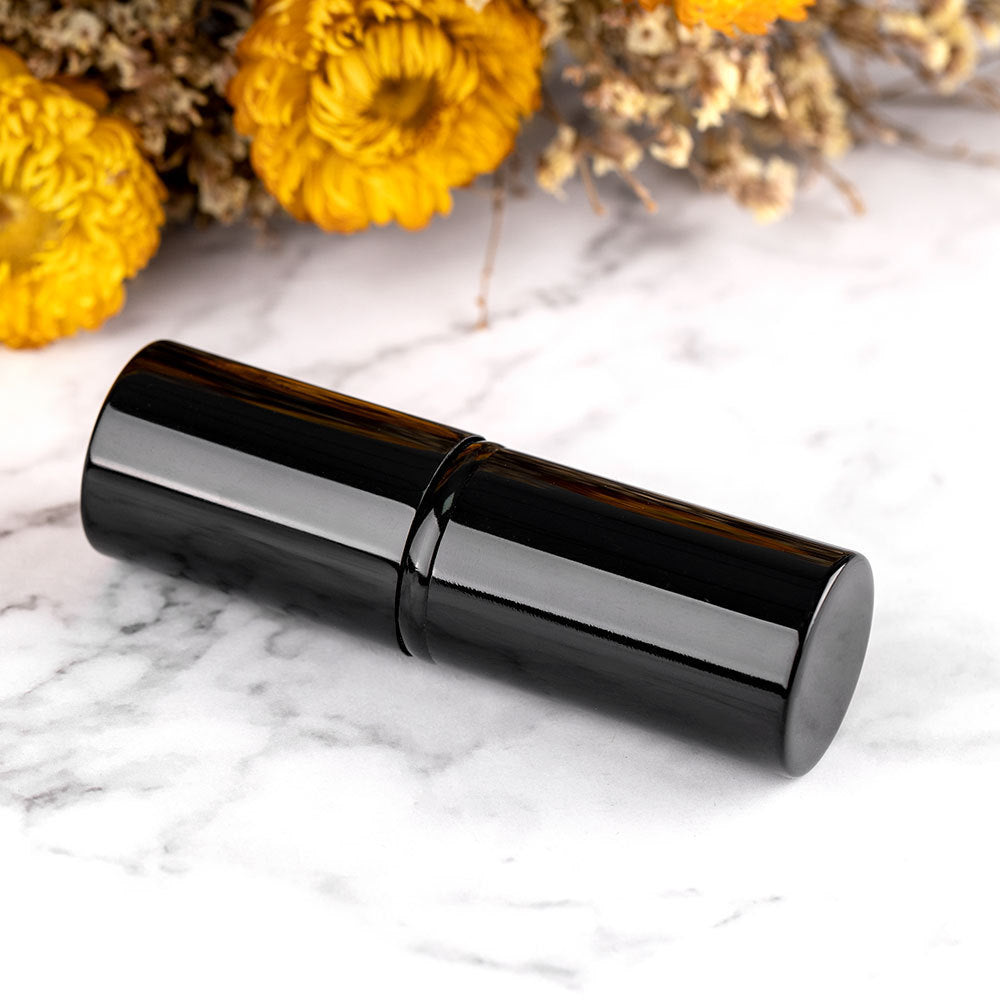 Portable retractable makeup brush with soft fiber bristles and metal handle