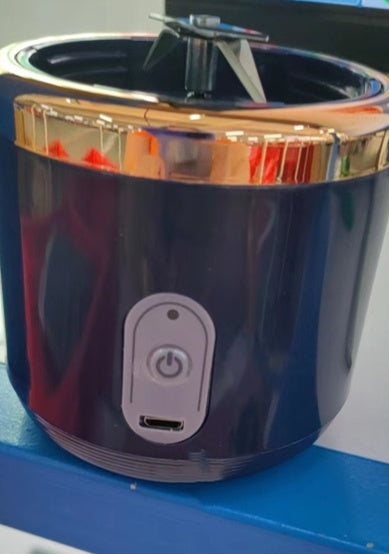 Portable 6-blade USB blender for smoothies, juices, and ice crushing | compact, rechargeable juicer