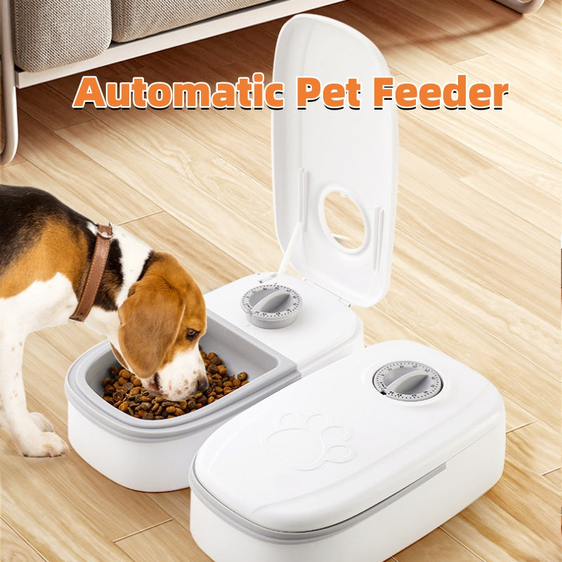 Automatic pet feeder with timer, smart food dispenser for cats and dogs.